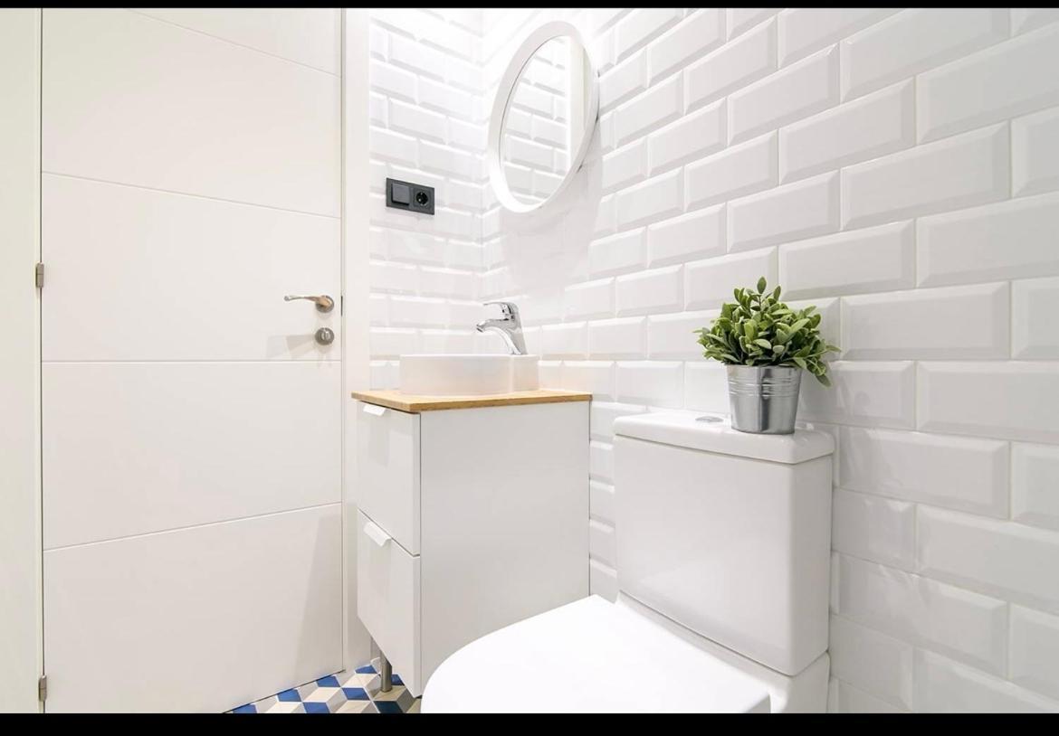 Appartamento Apartamento Elyo Barcellona Esterno foto