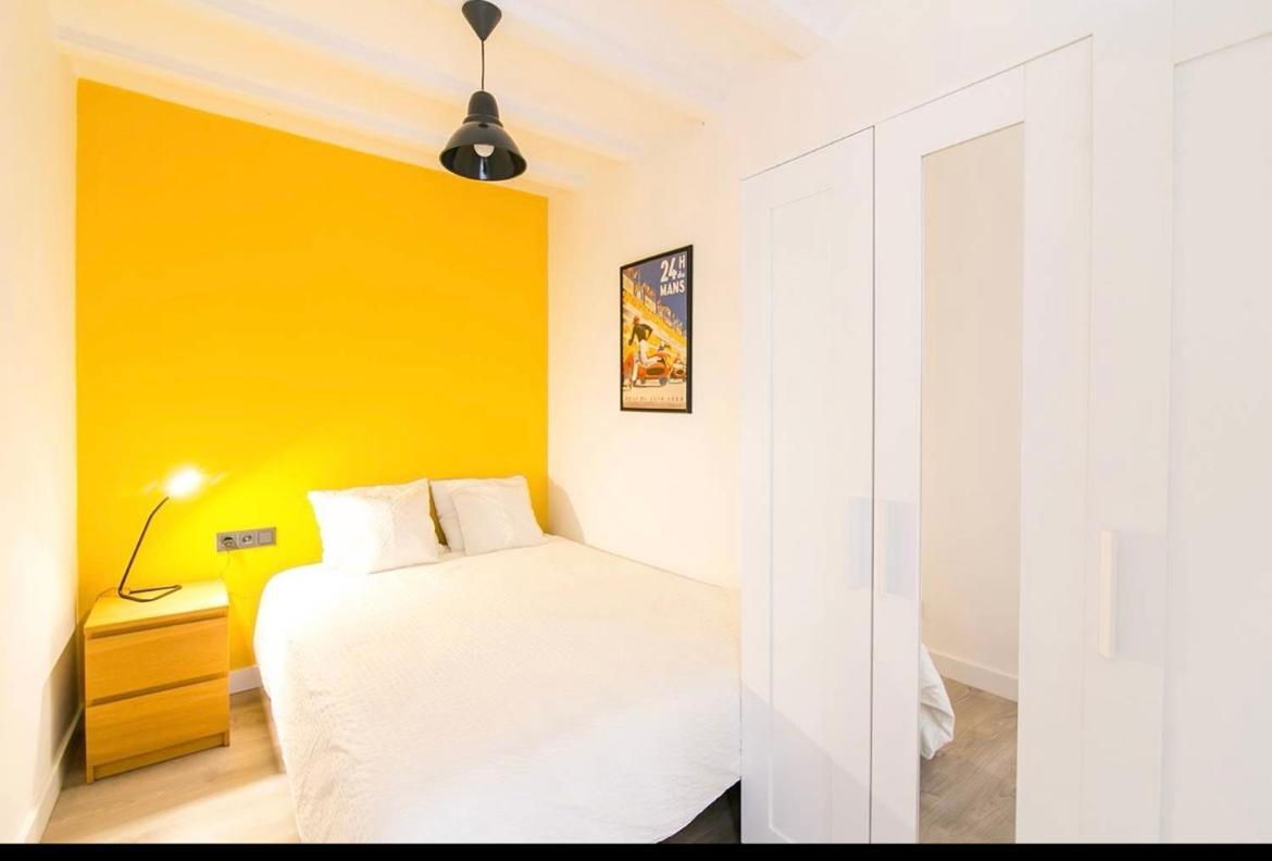 Appartamento Apartamento Elyo Barcellona Esterno foto